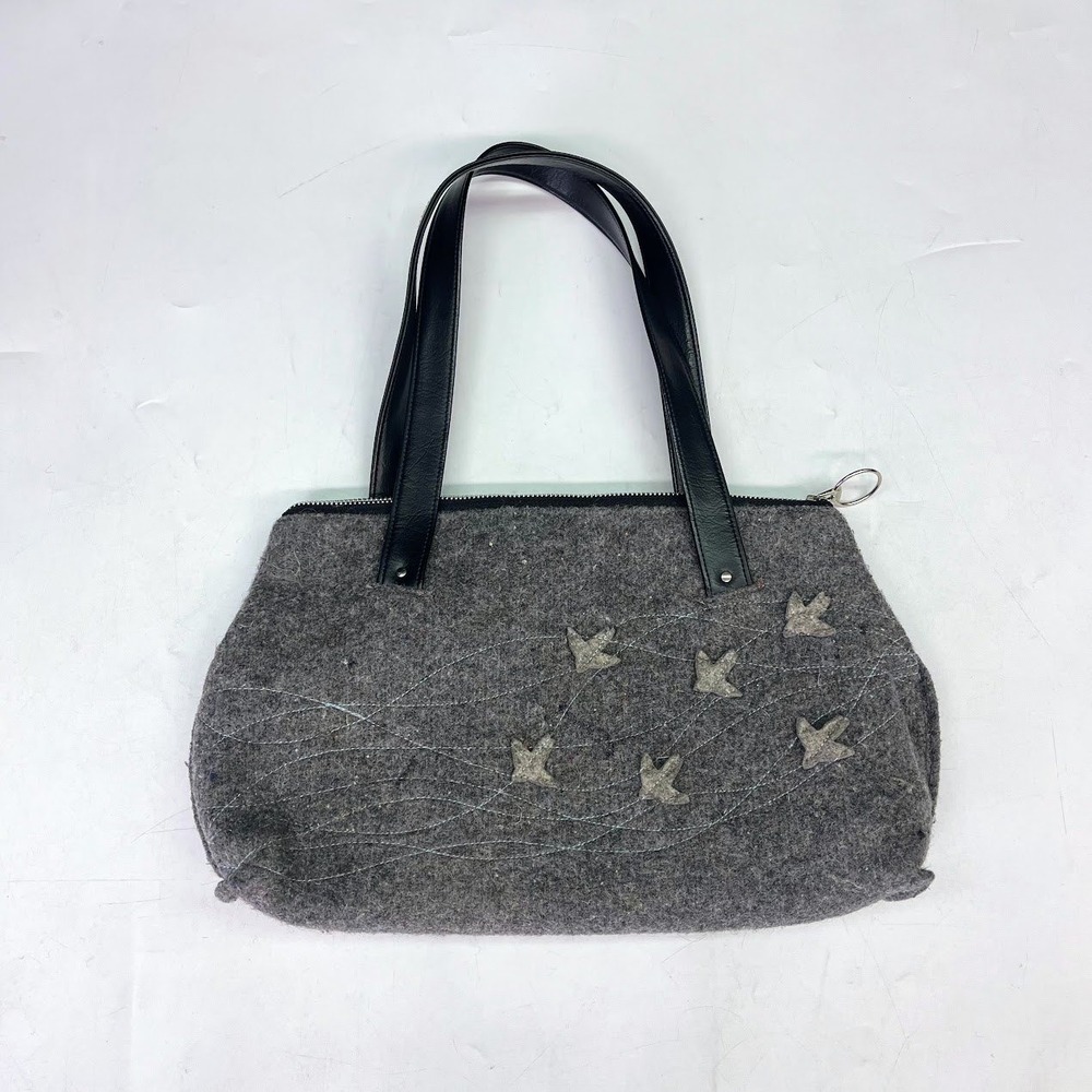 Queen‎ Bee Creations Wool Felt Bird Applique Bag Lining Cottagecore